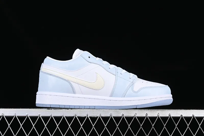 All categories Air Jordan Jordan series basketball shoes Air Jordan 1 Low Air Jordan 1 Low AJ1 Joe 1 Christmas customization Ice and Snow Puppy Low-top cultural and casual sneakers FQ9112-100